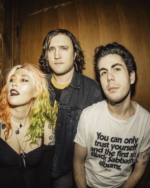 Frankie and the Witch Fingers