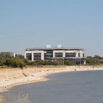 Découverte de la Maison du Département de la Charente-Maritime : visites guidées de l'institution et exposition