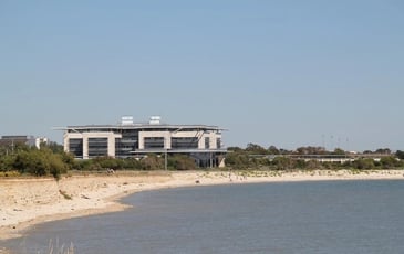 Découverte de la Maison du Département de la Charente-Maritime : visites guidées de l'institution et exposition