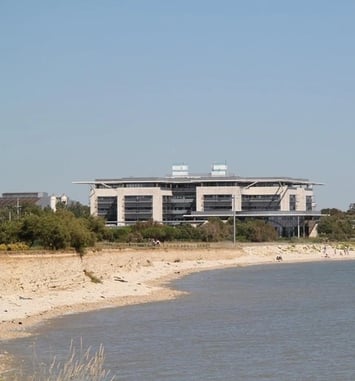 Découverte de la Maison du Département de la Charente-Maritime : visites guidées de l'institution et exposition