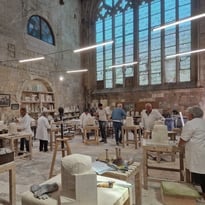 Découverte de l'atelier de sculpture sur pierre de Saintes