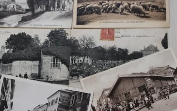 Exposition de cartes postales anciennes à la Micro-Folie