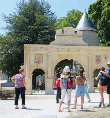 Visites guidées : le château médiéval de Surgères