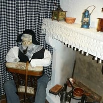 Visite commentée : découvrez le musée de costumes anciens